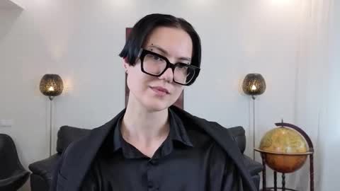 Marie Fitch online show from May 22, 4:19 am