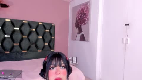 Marie online show from November 18, 3:45 am