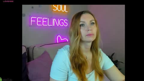 marie_hayes online show from May 9, 1:22 am