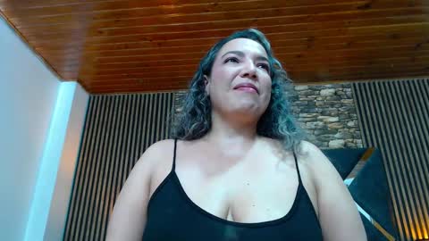 Snapshot of marie_hss chatting on October 2, 8:27 pm marie_hss online show from October 2, 8:27 pm