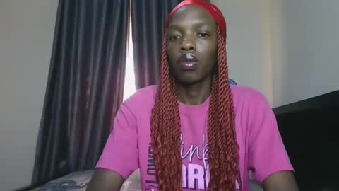 Marie online show from April 3, 11:30 am