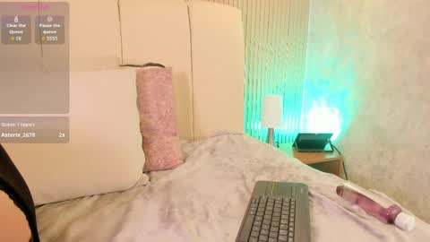M A R I E online show from May 14, 1:12 am