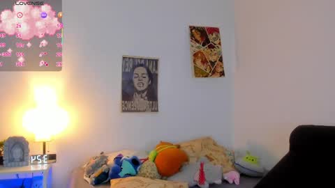 Mariee online show from May 1, 8:24 pm