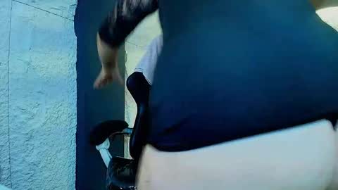 Marieh  online show from December 18, 3:12 am