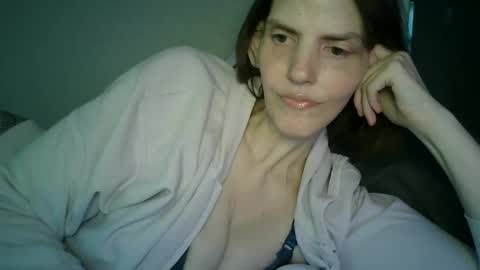 Mariejojo online show from February 11, 2:00 pm