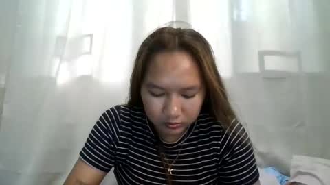 mariekar_asian online show from May 10, 3:44 am