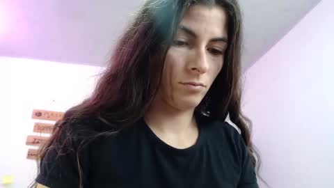 Snapshot of mariel_sins21 chatting on March 8, 10:13 pm Mariie online show from March 8, 10:13 pm