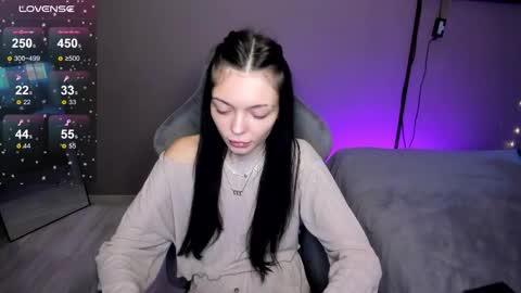 Snapshot of mariella__adams chatting on March 21, 6:18 am Maria online show from March 21, 6:18 am