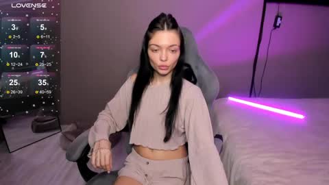 Snapshot of mariella__adams chatting on April 1, 2:25 pm Maria online show from April 1, 2:25 pm
