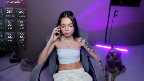 Snapshot of mariella__adams chatting on April 9, 4:34 pm Maria online show from April 9, 4:34 pm