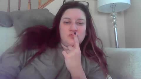 Snapshot of mariemasturbates chatting on November 6, 3:46 pm Marie online show from November 6, 3:46 pm