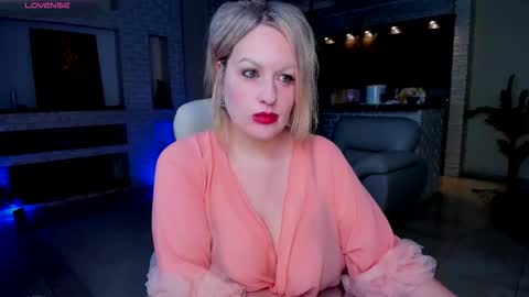 mariemlui online show from February 11, 12:21 pm