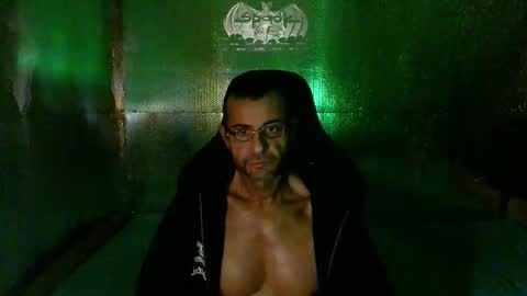 Snapshot of mariettee chatting on March 11, 11:27 am Djpegasus online show from March 11, 11:27 am