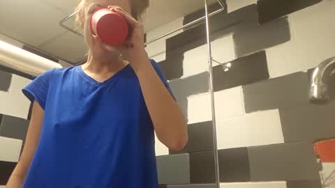 Marie Ann Waters online show from February 3, 2:02 pm