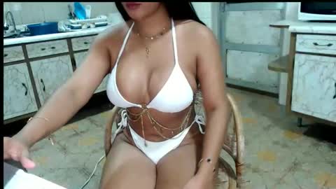 Snapshot of marihot8138 chatting on September 30, 10:26 pm Mari Torrealba online show from September 30, 10:26 pm
