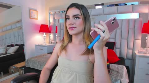 Snapshot of mariiahneedles chatting on January 14, 7:43 pm mariiahneedles online show from January 14, 7:43 pm