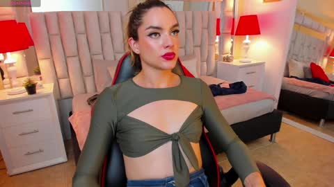 Snapshot of mariiahneedles chatting on January 20, 10:59 pm mariiahneedles online show from January 20, 10:59 pm
