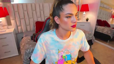 Snapshot of mariiahneedles chatting on February 6, 1:38 am mariiahneedles online show from February 6, 1:38 am