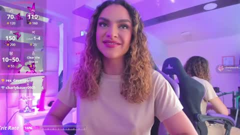 mariiahneedles online show from May 18, 8:25 pm