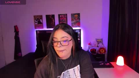 Mariana Hasper online show from February 12, 2:17 am