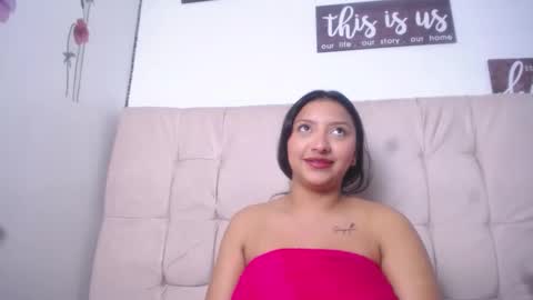 Snapshot of mariilulp303av chatting on February 24, 9:52 pm Marilu online show from February 24, 9:52 pm