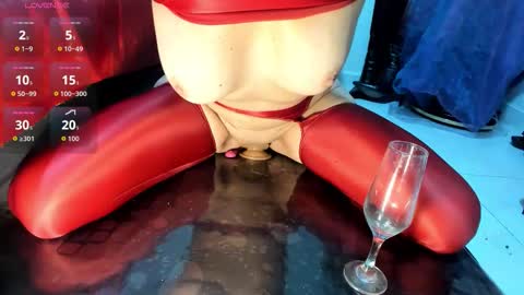 marilyn_jon3s online show from October 17, 3:14 pm