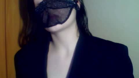 Dita online show from December 30, 3:13 pm
