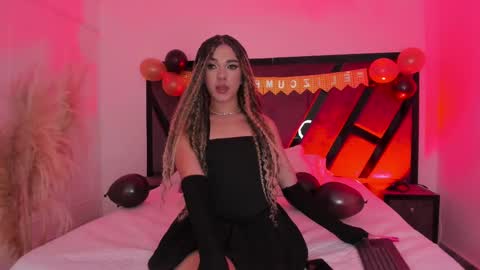 Marilyn online show from October 2, 5:03 am