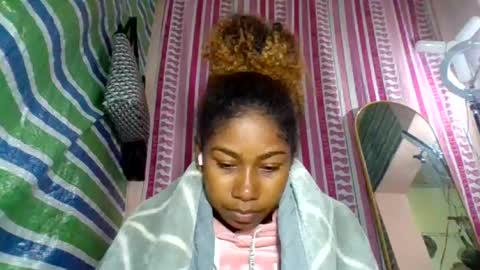 Snapshot of marina0506 chatting on July 9, 8:40 am marina0506 online show from July 9, 8:40 am