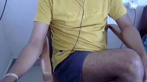 The SHY UncutBoy online show from August 3, 9:48 am