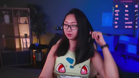 Marine  online show from September 25, 2:10 pm