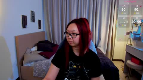 Marine  online show from April 4, 2:03 pm