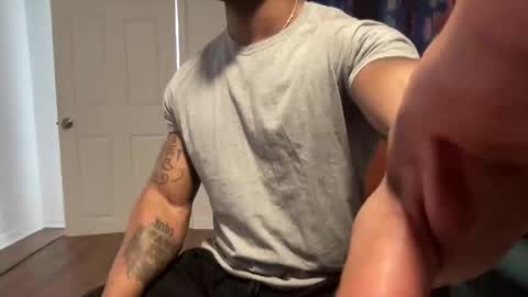 Snapshot of marineguyk19 chatting on January 18, 6:23 pm Z online show from January 18, 6:23 pm