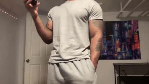 Snapshot of marineguyk19 chatting on February 2, 9:24 pm Z online show from February 2, 9:24 pm