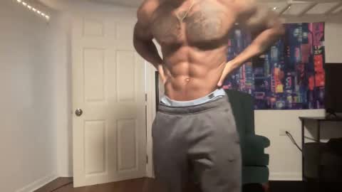 Snapshot of marineguyk19 chatting on February 16, 10:39 pm Z online show from February 16, 10:39 pm