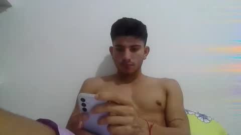 mariobrosss517470 online show from December 2, 10:56 pm