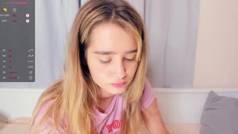 Snapshot of marionfuuller chatting on January 10, 12:26 pm Alivia. online show from January 10, 12:26 pm