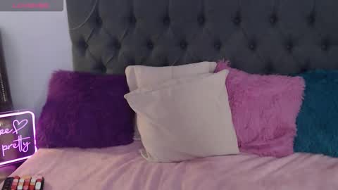 Snapshot of maripao__69 chatting on May 2, 12:59 am Paula Maria online show from May 2, 12:59 am