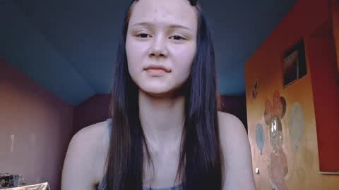 Snapshot of marismiler chatting on April 1, 12:39 pm Mari online show from April 1, 12:39 pm