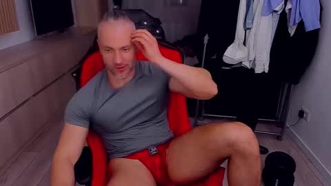 MarisMuscle online show from May 6, 7:19 pm