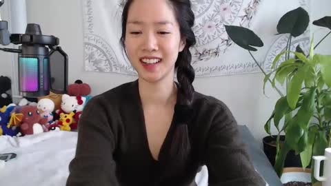 Snapshot of marissapeach chatting on March 29, 1:44 pm MarissaPeach online show from March 29, 1:44 pm