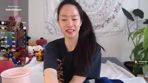 Snapshot of marissapeach chatting on May 16, 1:43 pm MarissaPeach online show from May 16, 1:43 pm