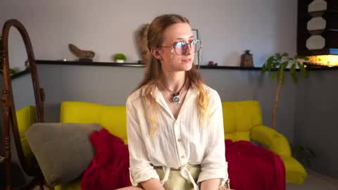 Kate online show from May 18, 3:35 am
