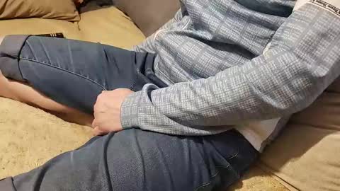 Snapshot of mariushx chatting on December 2, 3:23 am MariushX online show from December 2, 3:23 am