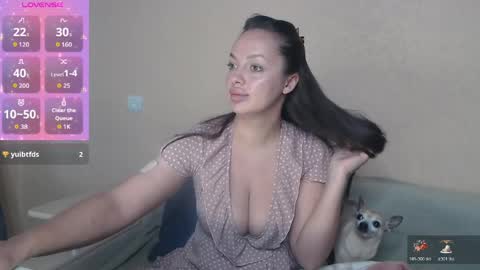 MariyaWillson online show from May 6, 3:35 am