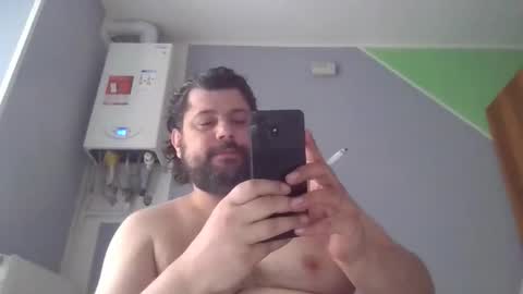 mark2985555 online show from April 11, 9:02 am