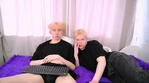 mark_brain online show from March 26, 12:00 pm