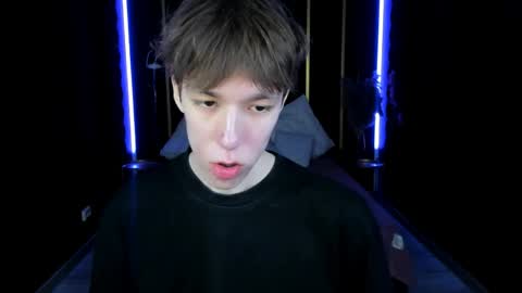 Mark online show from May 19, 8:53 am