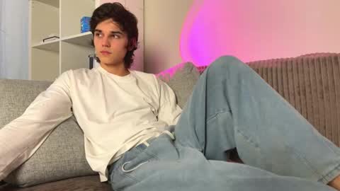 Mark online show from January 7, 1:13 pm