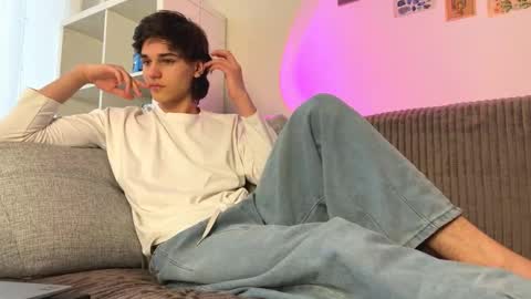 Mark online show from January 8, 11:56 am